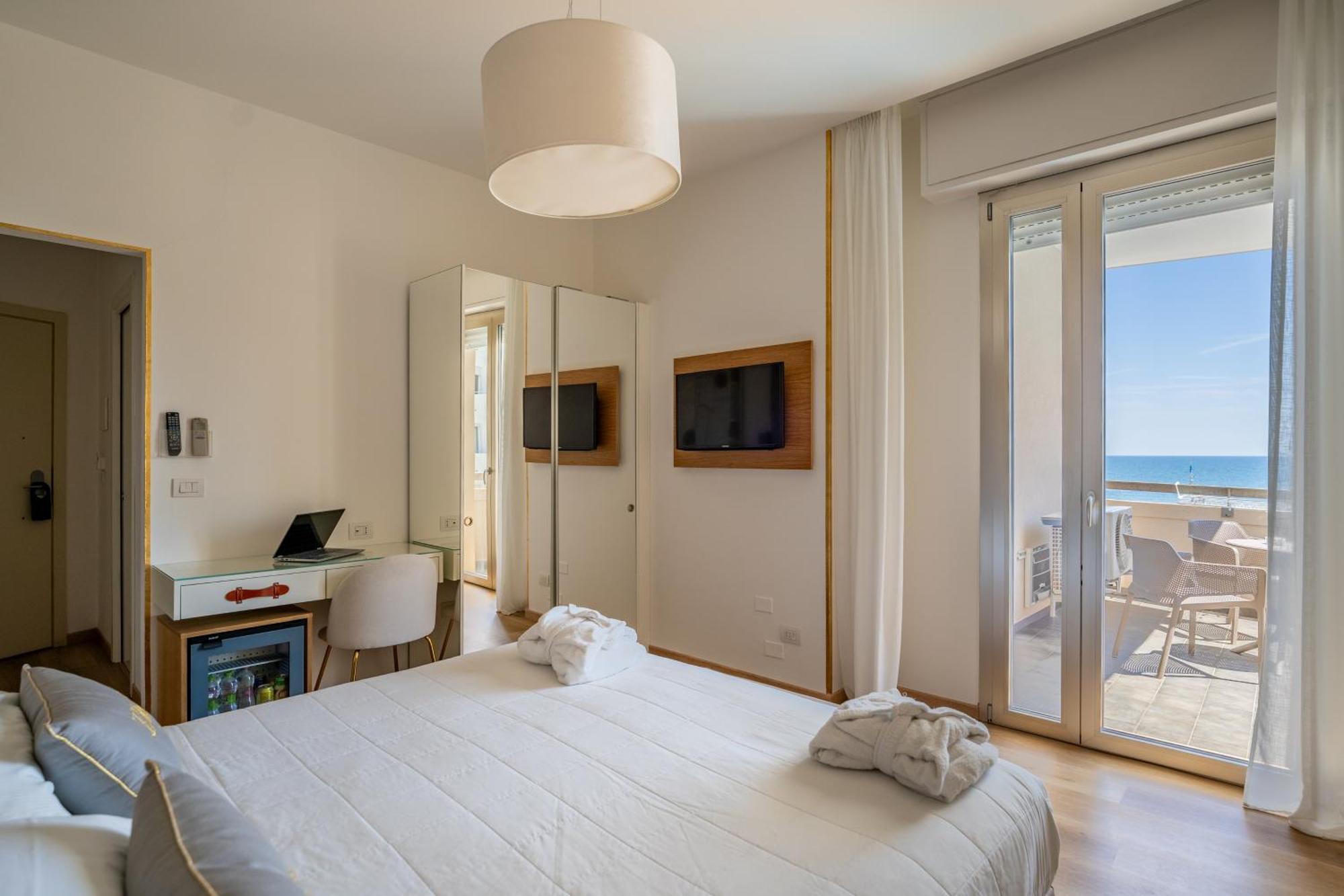 Unahotels Imperial Sport Hotel Πέζαρο Εξωτερικό φωτογραφία
