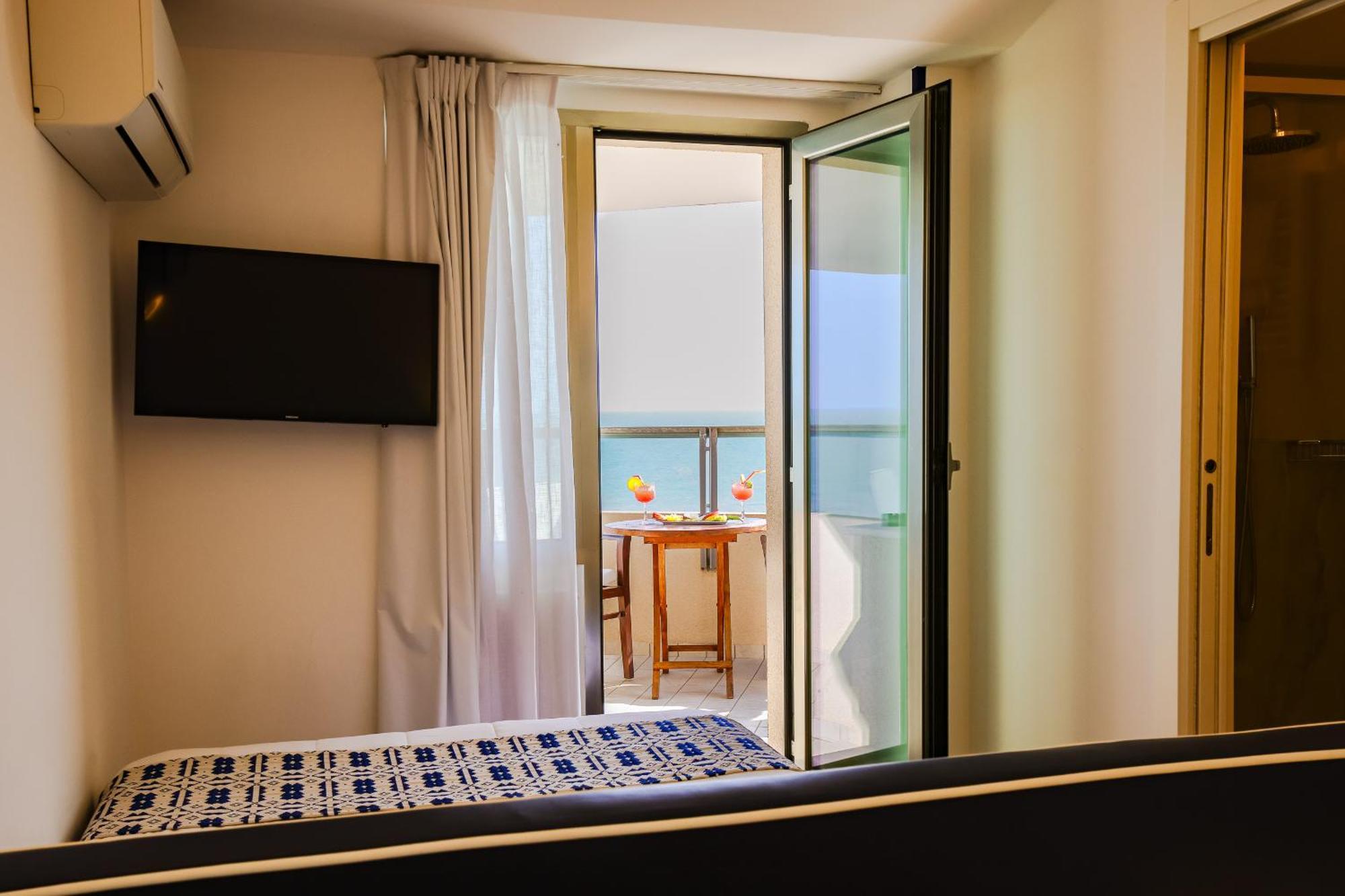 Unahotels Imperial Sport Hotel Πέζαρο Εξωτερικό φωτογραφία